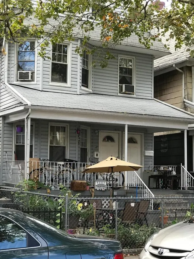 Classical American Homestay House New York ABD